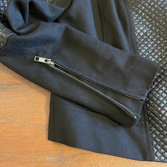Trouve Women's Wool & Faux Leather Jacket Motorcycle Style Sz XS - Picture 4 of 9